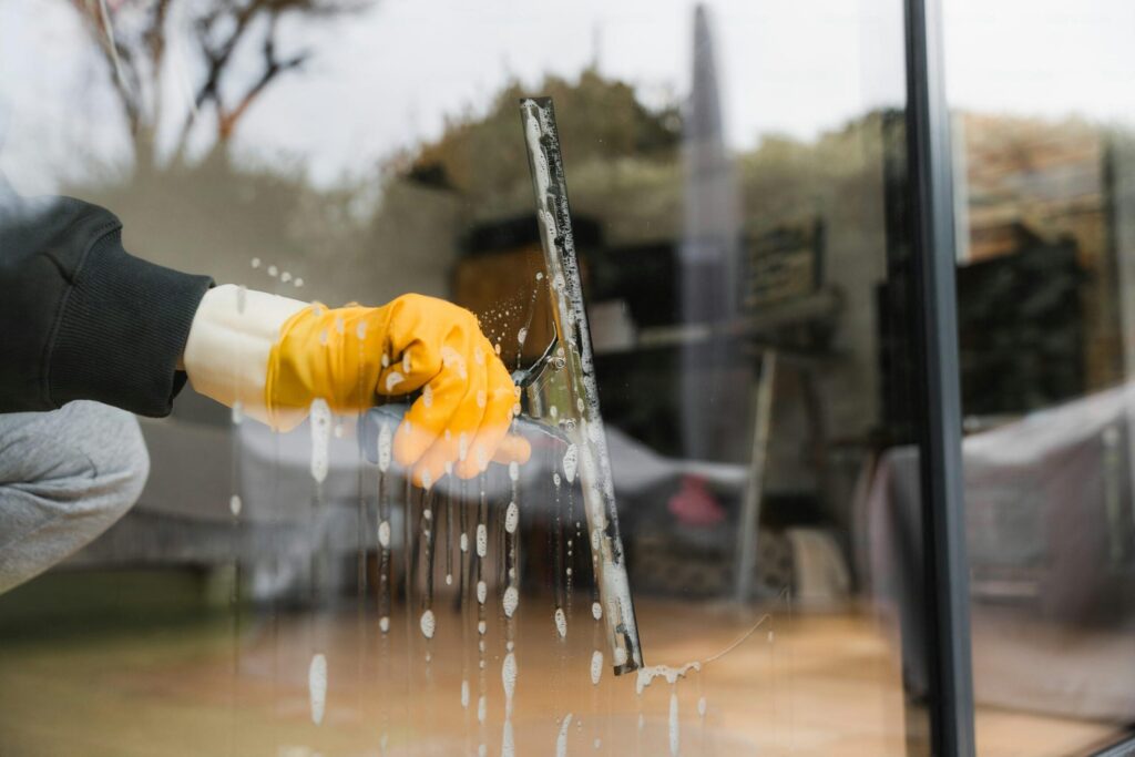 window cleaner in Canvey island
