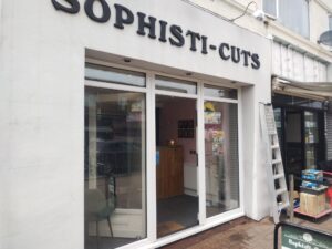 How to find a local window cleaner on canvey island