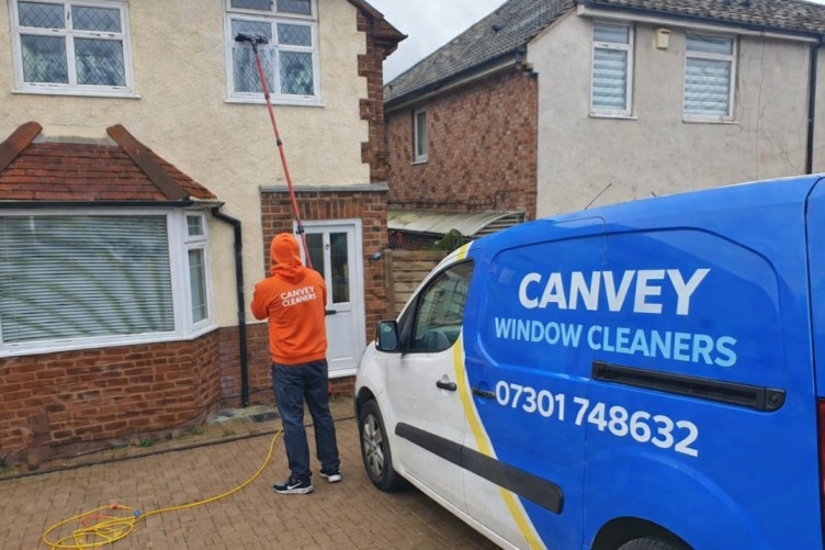 how to clean outside windows from inside